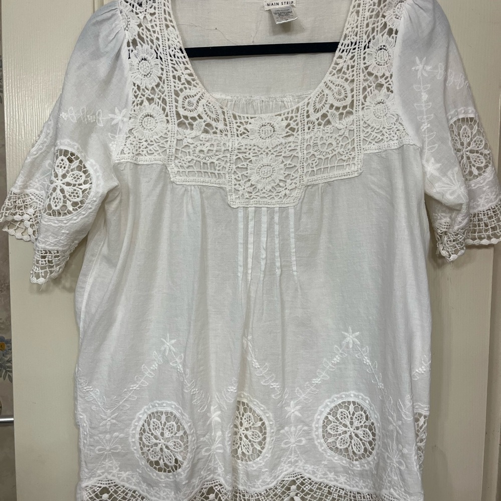 White Lace Detail Women's Top